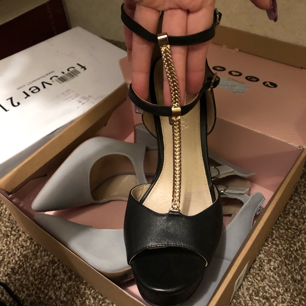 Aldo black wedges